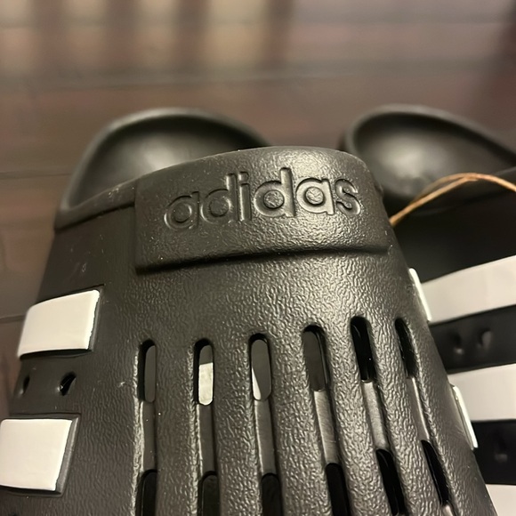 Adidas Adilette Clog Sandals Shoes new black white superstar GZ5886 Mens Sizes - Picture 7 of 11